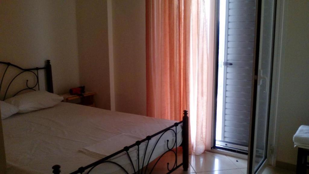 3 Asteria Daire Kómboi Dış mekan fotoğraf